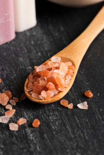 आयुर्वेदात साखरेपेक्षा खडीसाखरेला आहे जास्त महत्व, फायदे वाचाल तर व्हाल अवाक्…..!