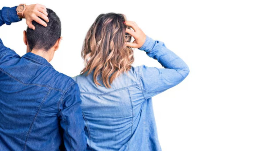 मागे वळून पाहाताना…..!