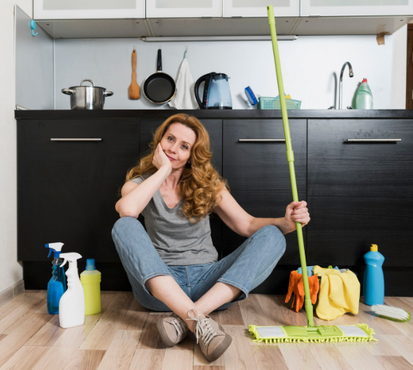 स्त्रिया दिवसभर काय करतात ? हा प्रश्न पडतो का ? मग हे नक्की वाचा…..!