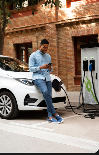 🚗 इलेक्ट्रिक वाहनांचा भारतातील उदय आणि भविष्यातील दृष्टी