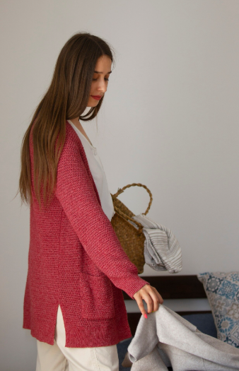 मिनिमलिस्ट जीवनशैली : कपड्यांपासून घरापर्यंत साधेपणाचा नव्यानं विचार