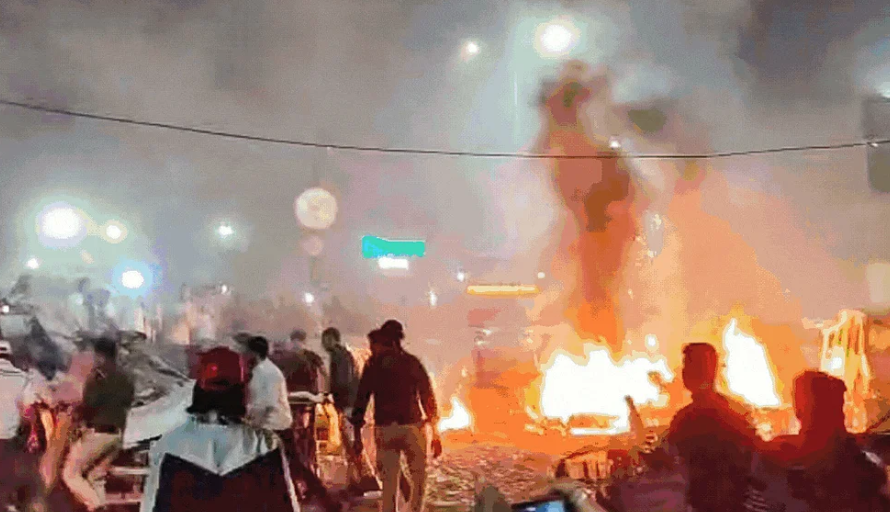 दिल्लीतील कालचा भीषण स्फोट: रेड फोर्ट परिसर हादरला – नागरिक सुरक्षेचे इशारे आणि धडे